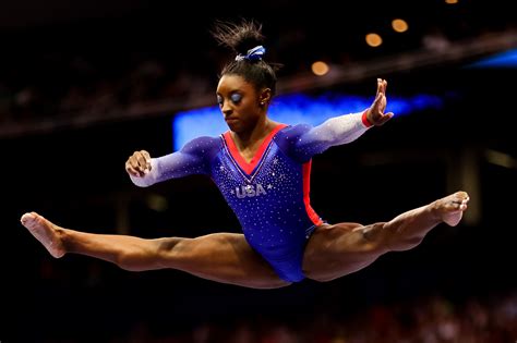 Simone Biles Floor Routine | Floor Roma