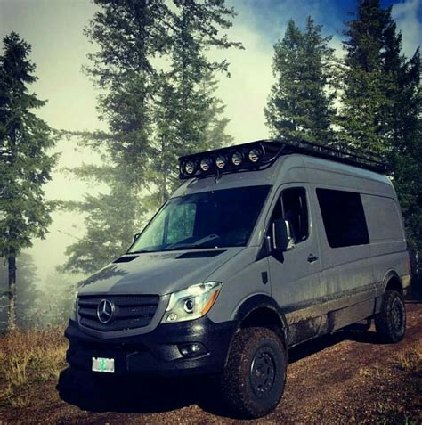 Pin von Scott Hendrickson auf FURGO CAMPERIZACION | Mercedes sprinter ...