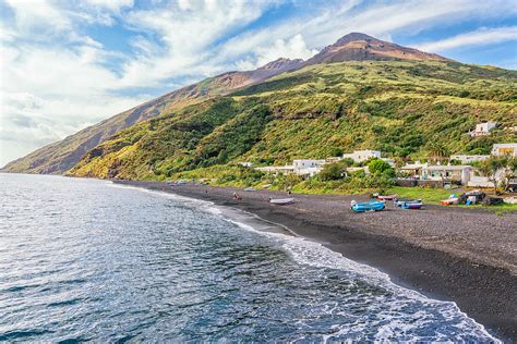 Volcanic beach, Stromboli, Aeolian … – License image – 71370383 Image ...