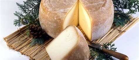 Aquitain Raw Milk Cheeses: 5 Raw Milk Cheese Types in Aquitaine ...