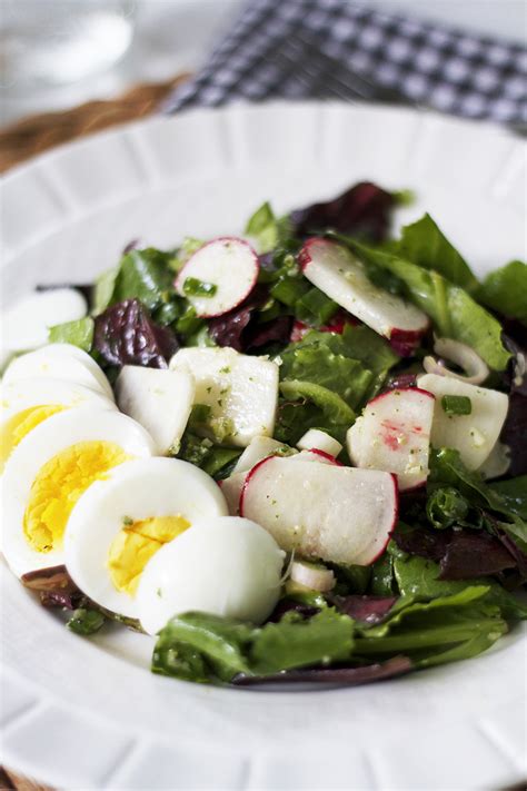 CSA Recipe : Radish & Turnip Salad - Deuce Cities Henhouse