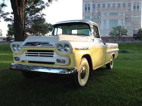 Pretty good for a #DIY restoration | Classic cars trucks, Chevrolet ...