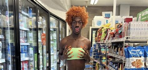 Lil Nas X shows off Ice Spice Halloween costume