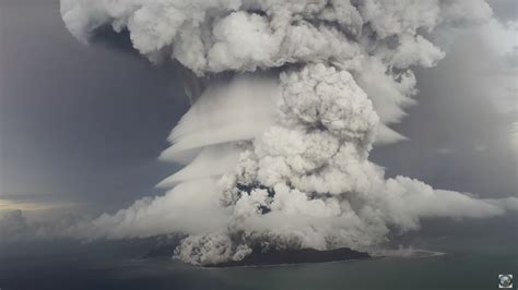 Scientists Study Volcano On Tonga | Youngzine Climate Science