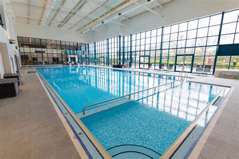 Indoor & Outdoor Pools in Poole | Family Swimming | David Lloyd Clubs