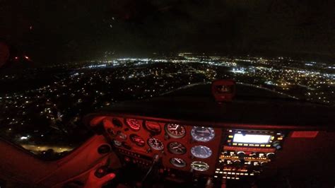 Racing the weather. Cessna 172 R cockpit view night landing KSUA Stuart ...