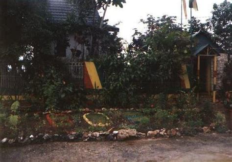 Bob Marley Mausoleum in Nine Mile, Saint Ann - Find a Grave Cemetery