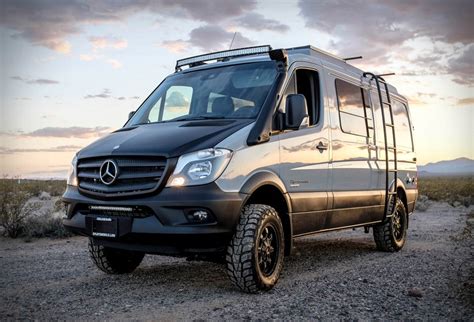 SPORTSMOBILE Mercedes-Benz Sprinter 4x4 Karavan