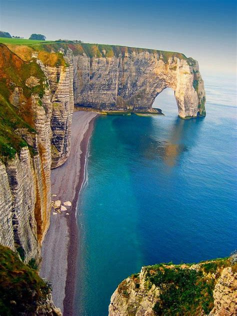 Etretat Cliffs the France Adventure - Gets Ready