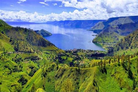 Danau Toba, Destinasi Wisata Super Prioritas dengan Potensi Alam dan ...