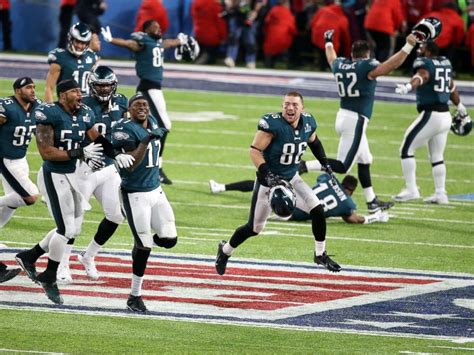 Philadelphia Eagles top New England Patriots to win first Super Bowl ...