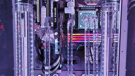 This symmetrical dual-reservoir water-cooled gaming PC is amazing