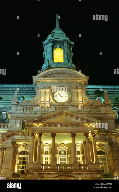 Old Montreal at night Stock Photo - Alamy