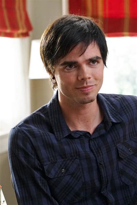 'Modern Family' Actor Reid Ewing Details Struggle With Body Dysmorphic ...