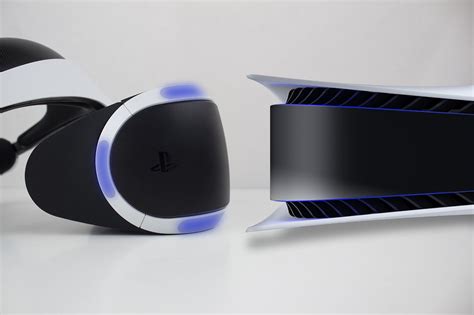 New patent has radically redesigned PSVR 2 controllers with better ...