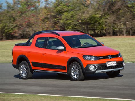 2014 Volkswagen Saveiro Cross Pickup Gets Crew Cab Version in Brazil ...