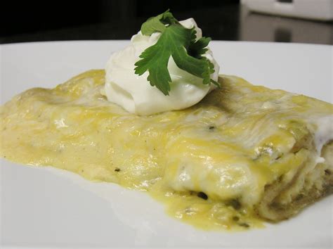 Easy Peasy Very Cheesy Enchiladas Suiza | The Grumbling Belly