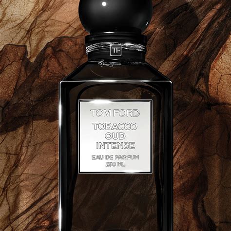 Oud Wood Intense Eau de Parfum TOM FORD ≡ SEPHORA