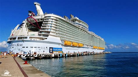 Video Tour of the World’s Largest Cruise Ship, Royal Caribbean’s ...