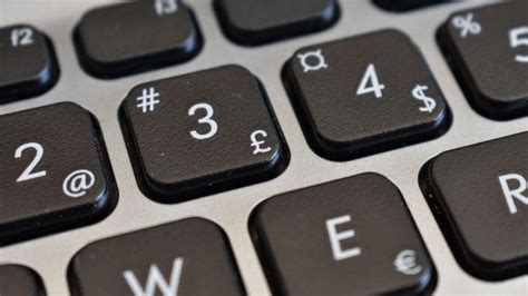 How to type the British pound sign on keyboard (Mac and PC)? - Wise