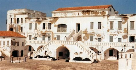 Cape Coast Castle in Ghana, 17th century dungeons from the slave trade ...