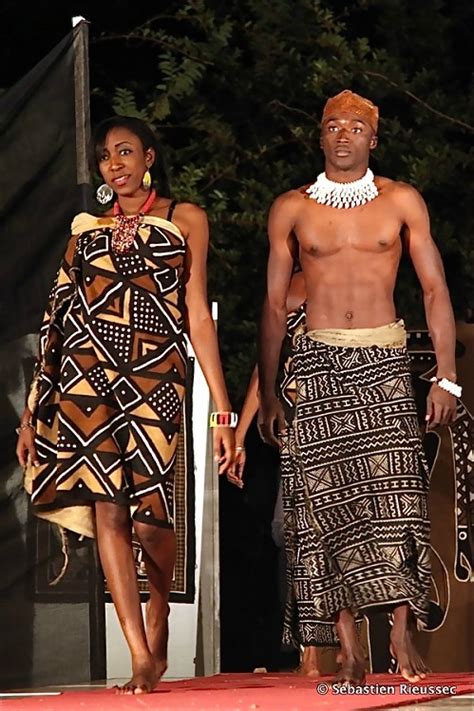 Bogolan: traditional clothes of Mali | African clothing – Afroculture.net