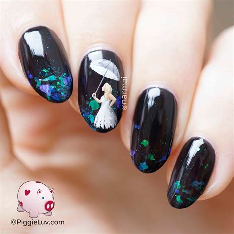 PiggieLuv: Umbrella girl nail art