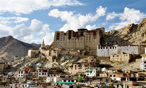 Leh | Ladakh, Map, & Elevation | Britannica