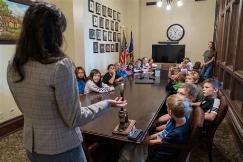 Montana City students visit Secretary of State’s Office – Media & News ...