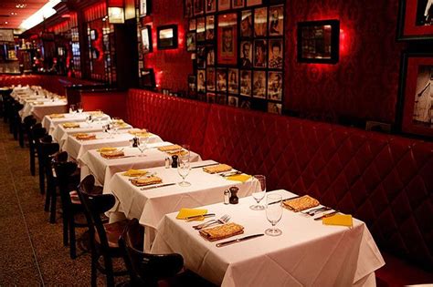 Find dining at Strip House Restaurant in New York Restaurant New York ...