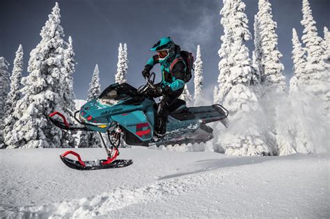 First Ride Reviews - Ski Doo 2019 2019 Summit 600R E-Tec & More Changes ...