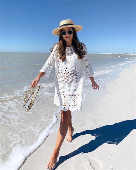 What to Wear on a Beach Vacation: 10 Outfit Ideas for an Ultra-Stylish Trip