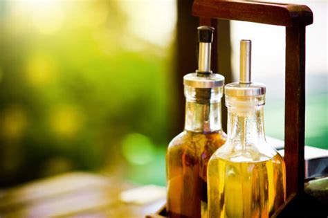 What is Sherry Vinegar? And 3 Best Alternatives!