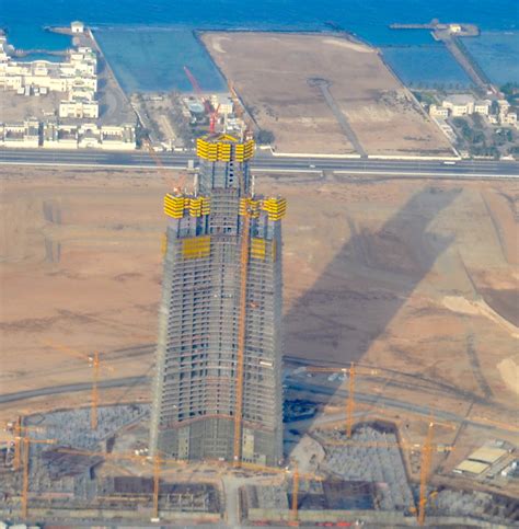 14 firms in running to finish world’s tallest tower in Jeddah