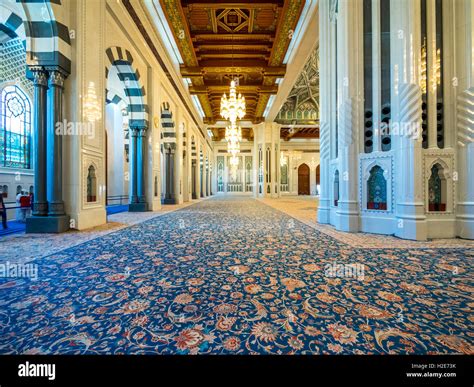 Sultan Qaboos Grand Mosque, interior, Muscat, Oman Stock Photo - Alamy