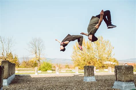 5 động tác Parkour cho người mới bắt đầu - VanHoaDuongPho