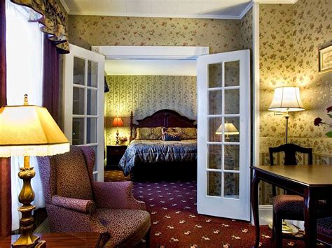 Bar Harbor Manor Hotel, Inn & Suites | A Bar Harbor, Maine Hotel