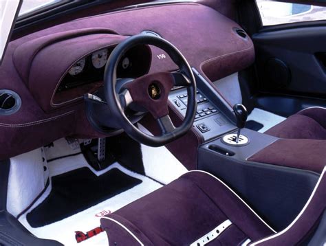 - Lamborghini Diablo interior in purple | Cortile della Lamborghini