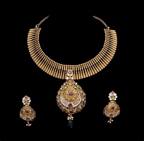 Latest Fashions Updated: necklace designs