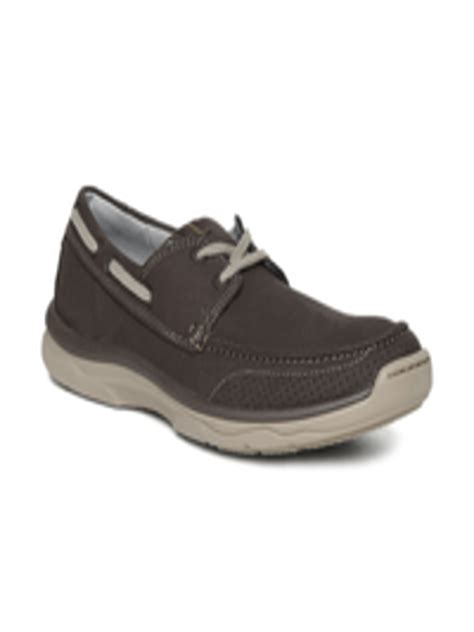 Buy Clarks Men Brown Boat Shoes - Casual Shoes for Men 5618607 | Myntra