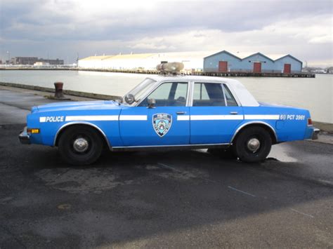 PICTURE CAR SERVICES LTD | Dodge Diplomat Blue 1985 Police, NYPD ...