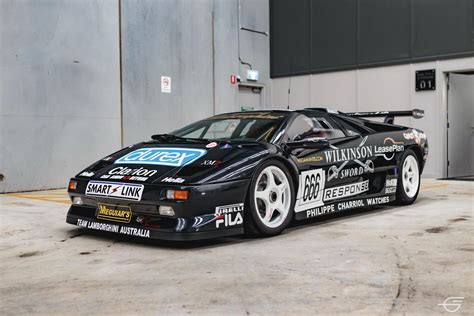 Lamborghini Diablo SV-R - Specs & Performance - LamboCARS