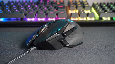 Logitech G502 Lightspeed Vs G502 Hero: What is the Difference? - The ...