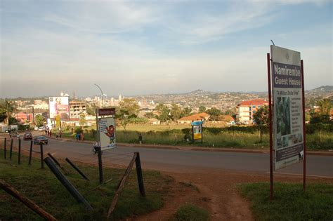 kampala-streets-uganda city scape