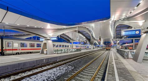 9 Stunning Train Stations Around the World | Architectural Digest