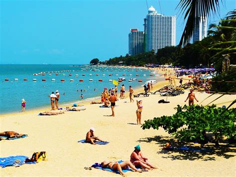 Tourism Observer: THAILAND: Pattaya, Popular Tourist & Party Hot Spot ...