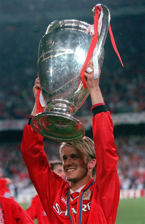 David Beckham becomes a European Cup winner after @manutd defeat Bayern ...