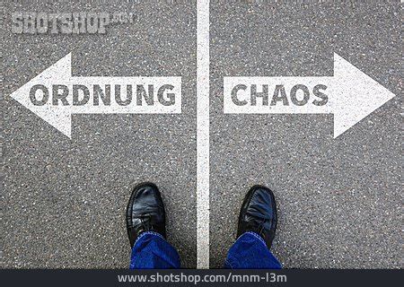 Ordnung Chaos | Lizenzfreies Bild mnm-l3m | Shotshop Bildagentur