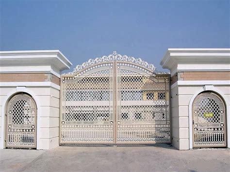 Attractive Front Entry Gate Design Ideas for Home