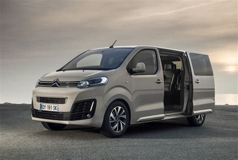 Минивэн Citroen SpaceTourer выходит на российский рынок. Известны цены ...